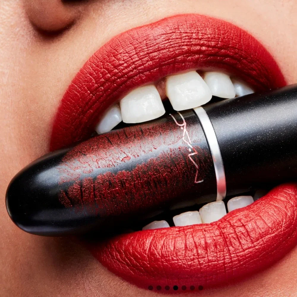 🍦HOST PICK🍦MAC Matte Lipstick 602 Chili new in box brick red color